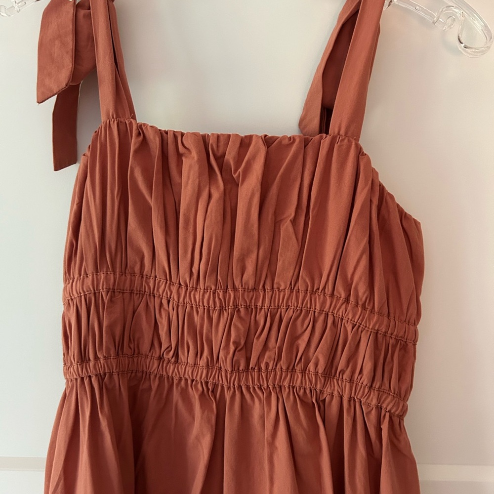Rust Orange Sleeveless Dress - Picture 2 of 3